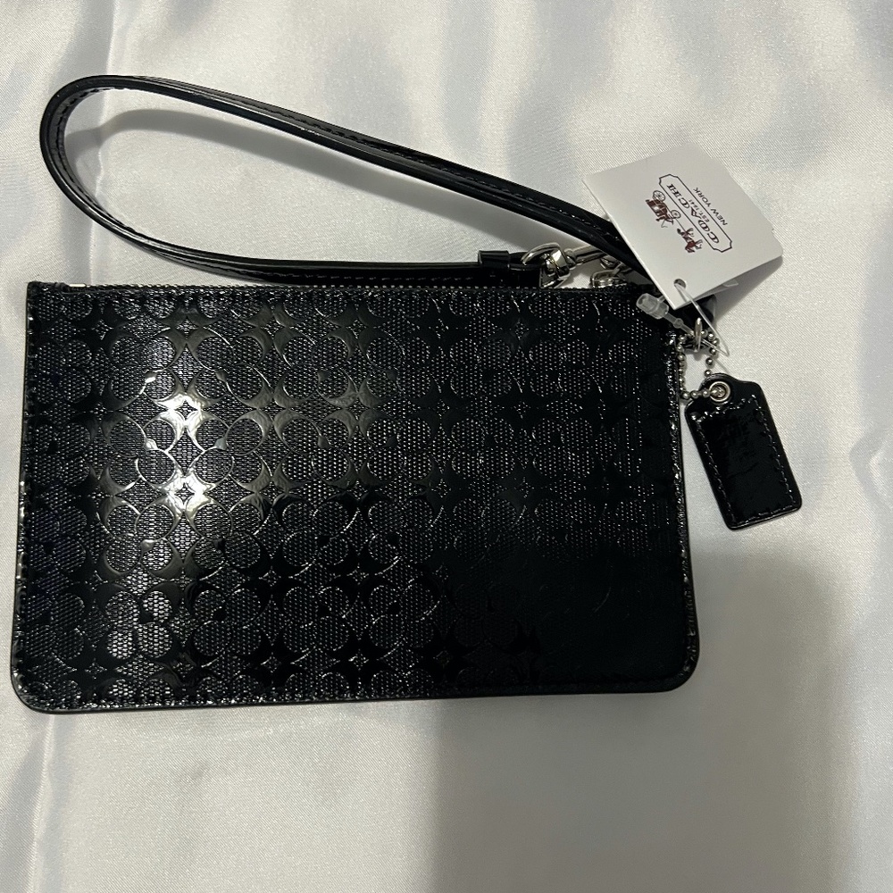 Coach Waverly Embossed Signature Small Wristlet NEW